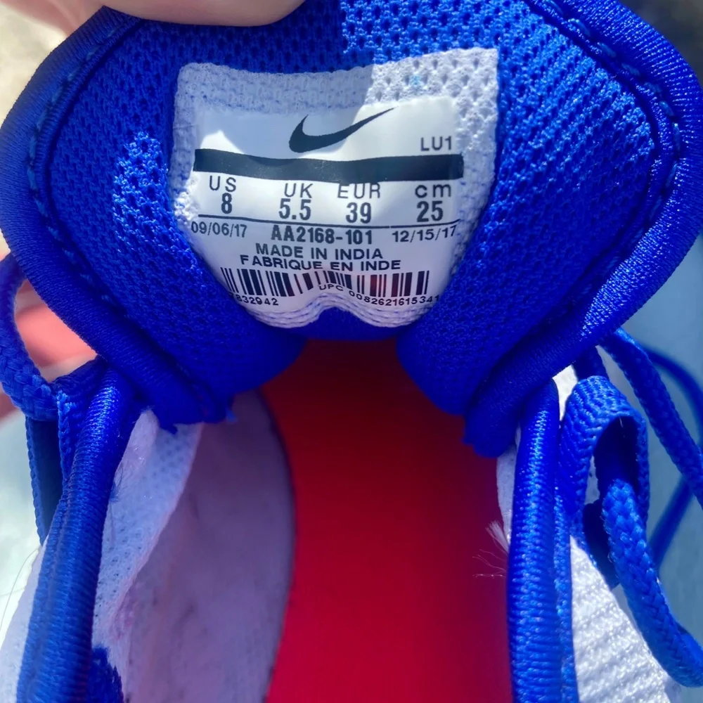 Nike Air Max: Women's White, Cobalt Blue, Coral- AA2168-101 Women- U.S.(8) - Picture 5 of 9